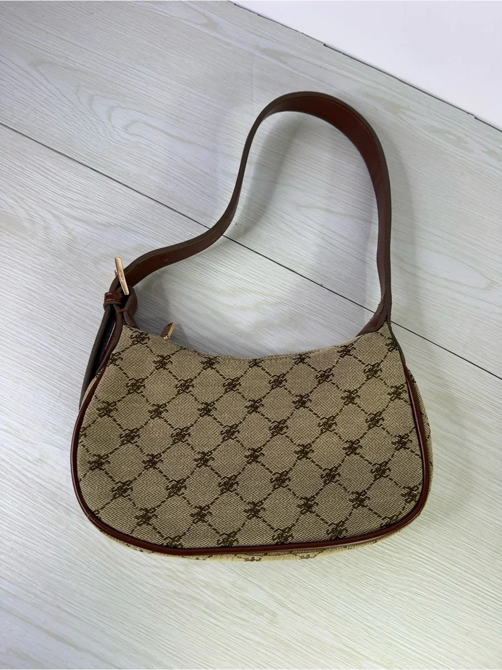 MANGO Logo Print Shoulder Bag in brown jacquard monogram - Picture 1 of 10
